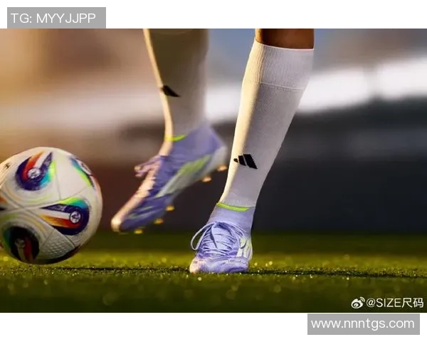 球星最爱穿的足球鞋品牌大盘点 哪些品牌成为顶级球员的首选